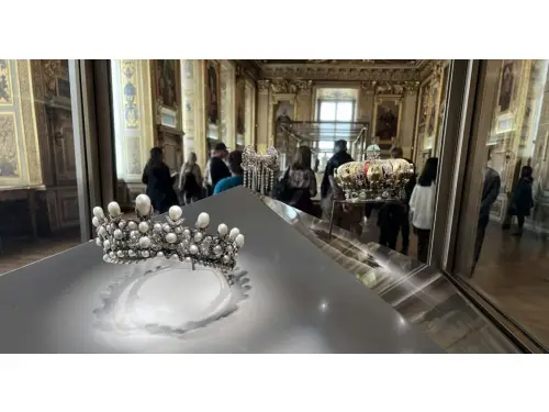 Diamentowy skok stulecia – co zniknęło z Luwru?