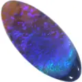 Czarny opal australijski